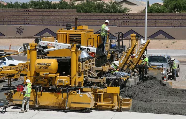 Road orkers working in hot temperatures